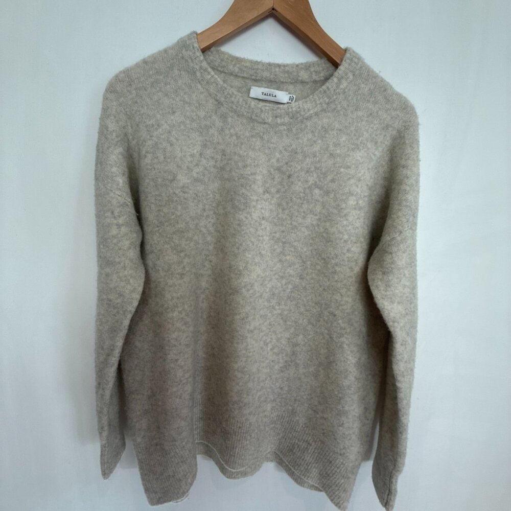 Aritzia Talula Women Oversize Gray Long Sleeve Pullover Sweater Top Size XXS